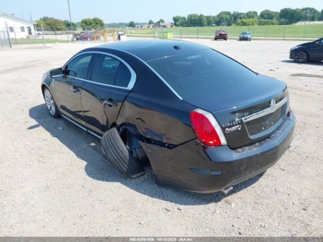 Lincoln MKS Image 10