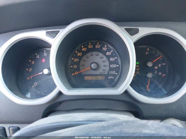 Toyota 4Runner Sr5 V6 Image 4