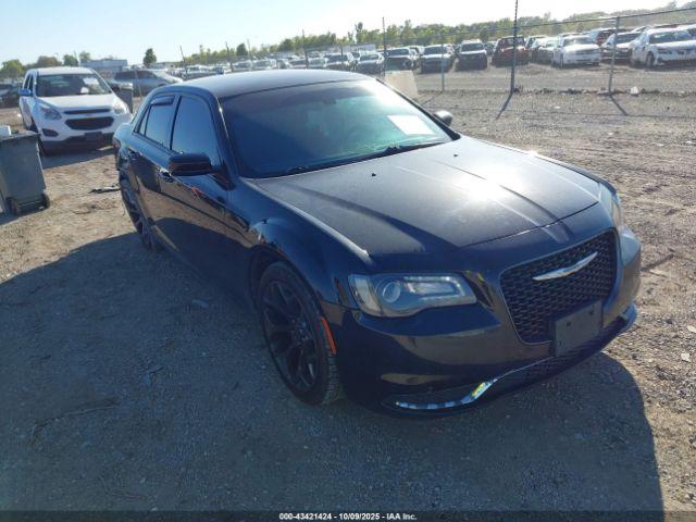 Salvage Chrysler 300