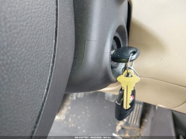 Hyundai ELANTRA Gls Image 12