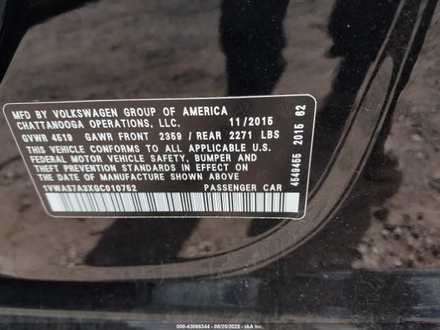 Volkswagen Passat 1.8t S Image 12