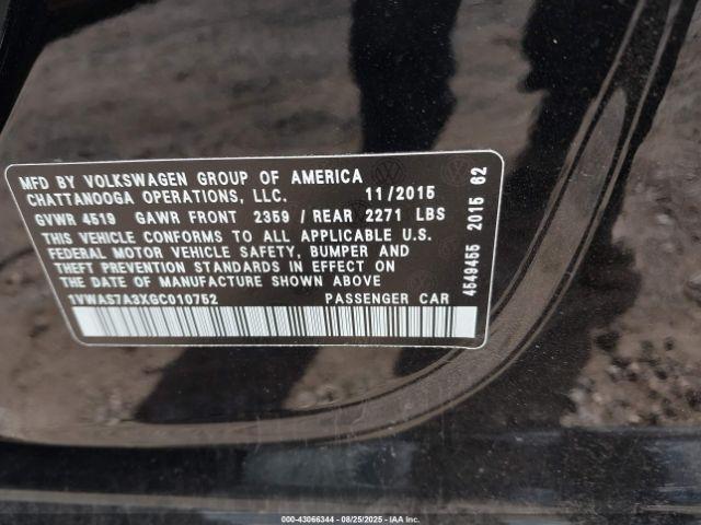 Volkswagen Passat 1.8t S Image 12