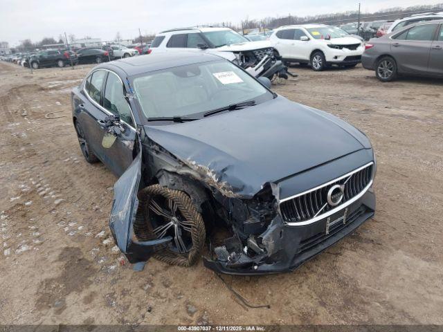  Salvage Volvo S60