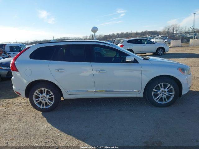 Volvo XC60 T5 Drive-e Image 10