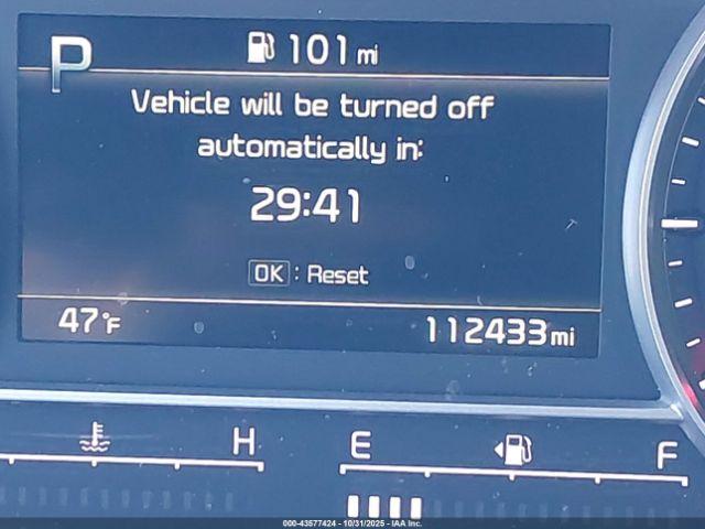 Kia Sorento S Image 11