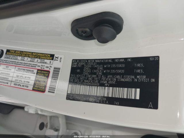 Toyota Highlander Xse Image 11