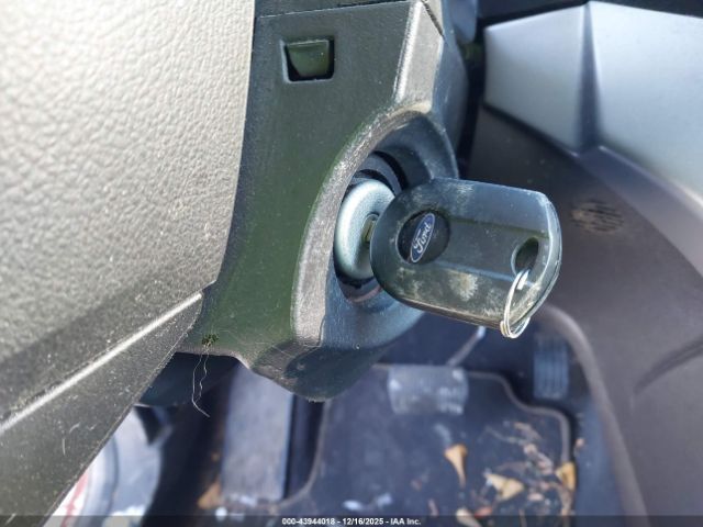 Ford Escape Se Image 10