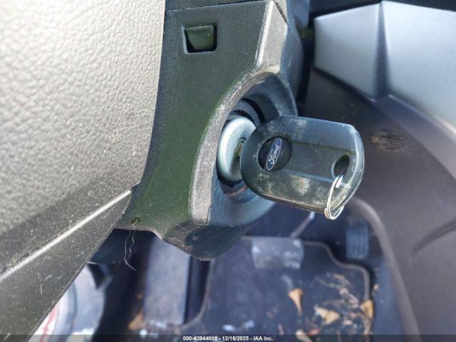 Ford Escape Se Image 10