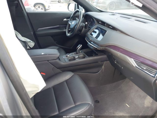 Cadillac XT4 Fwd Luxury Image 4