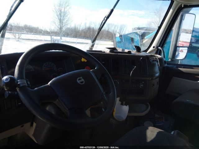 Volvo Vn Vnl Image 7